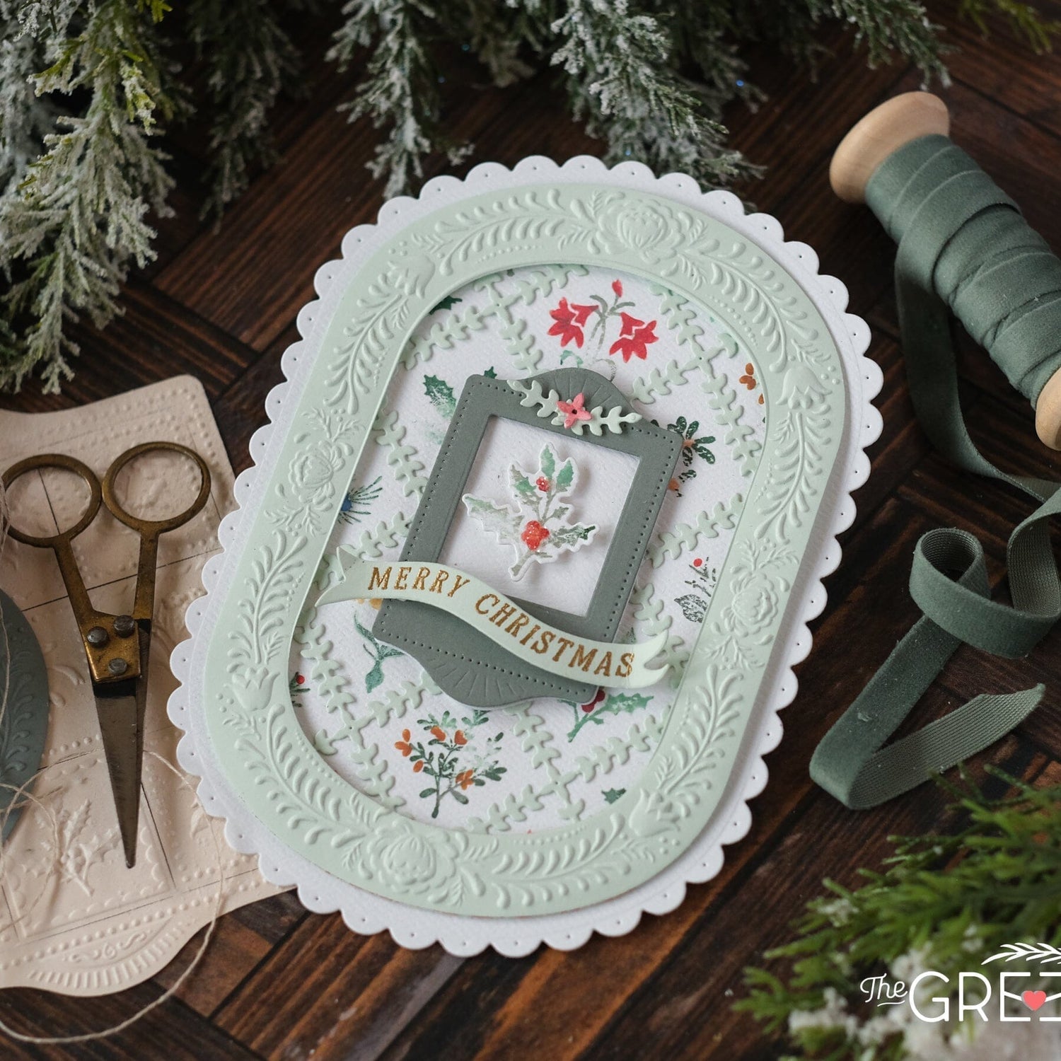 Bitty Holiday Botanicals Die