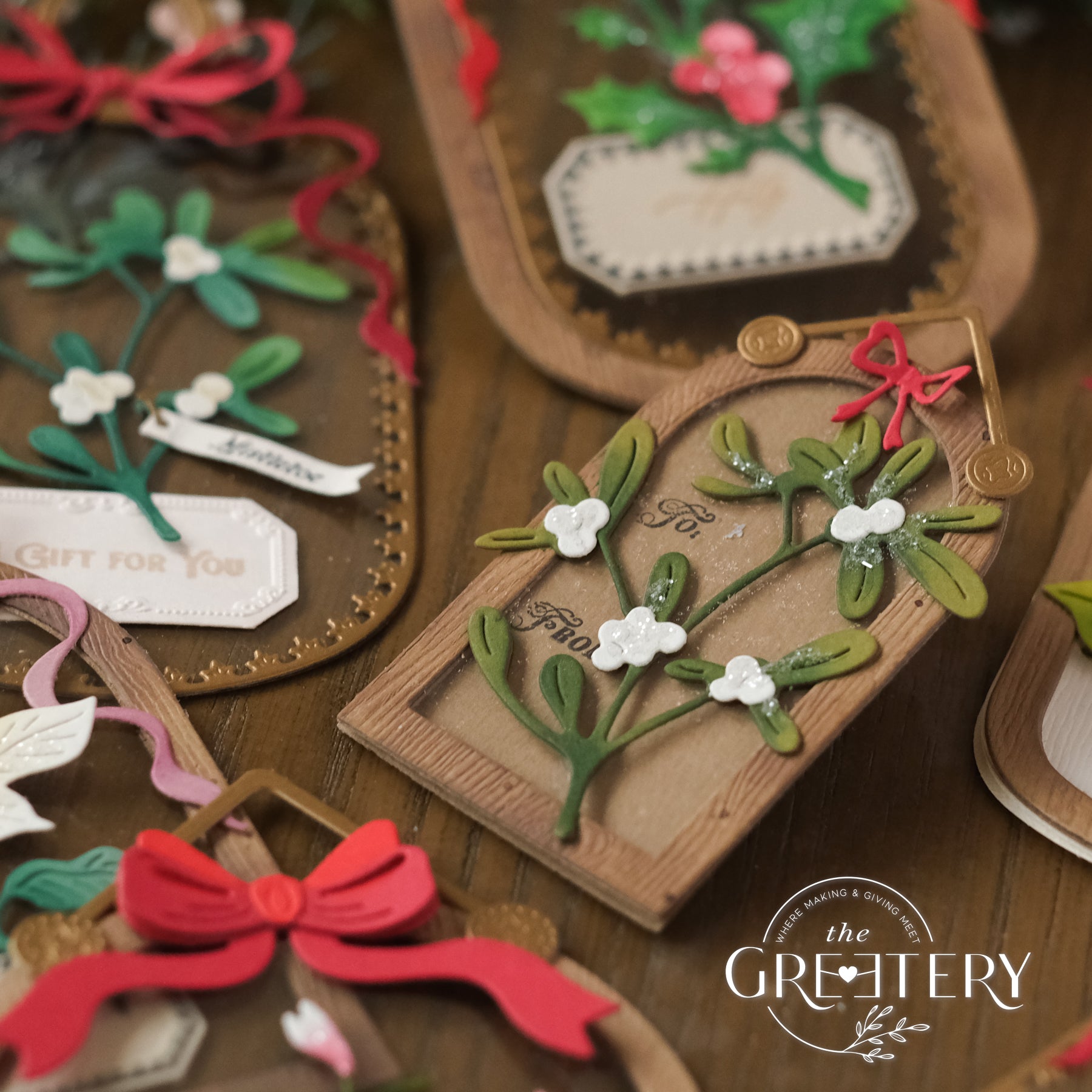 Bigger Holiday Botanicals: Mistletoe Die