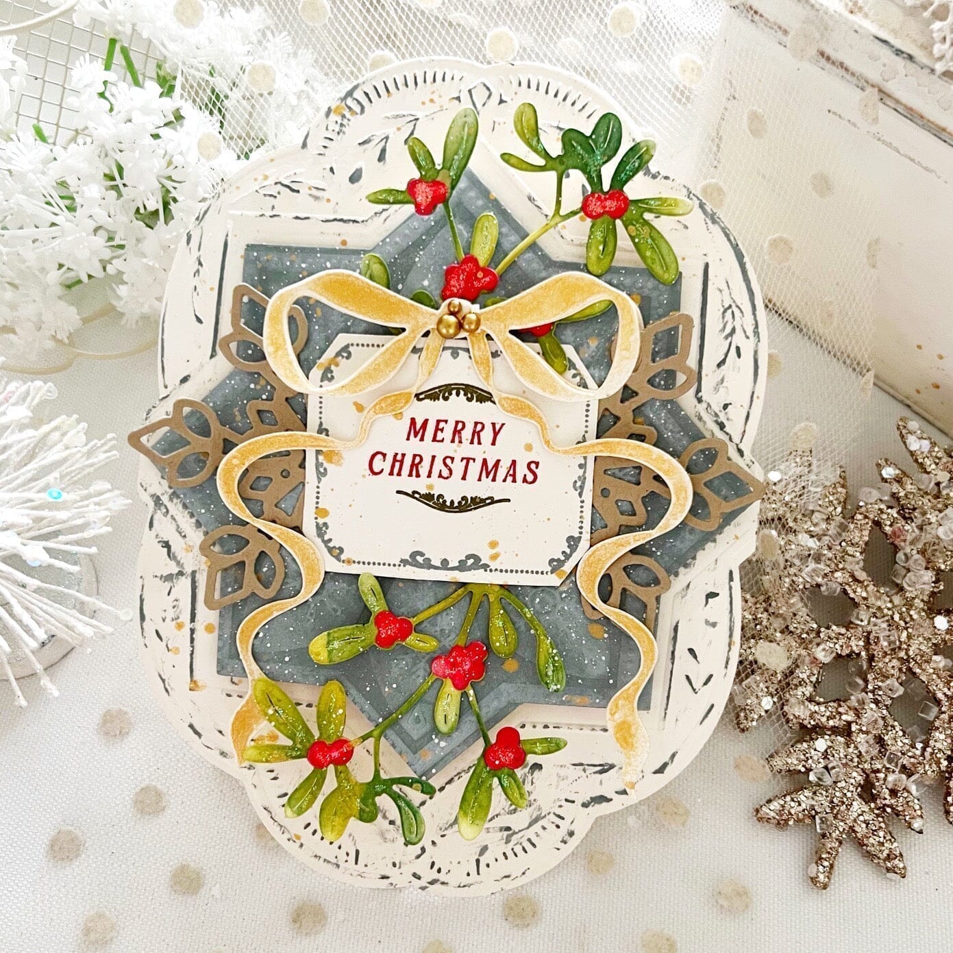 Bigger Holiday Botanicals: Mistletoe Die