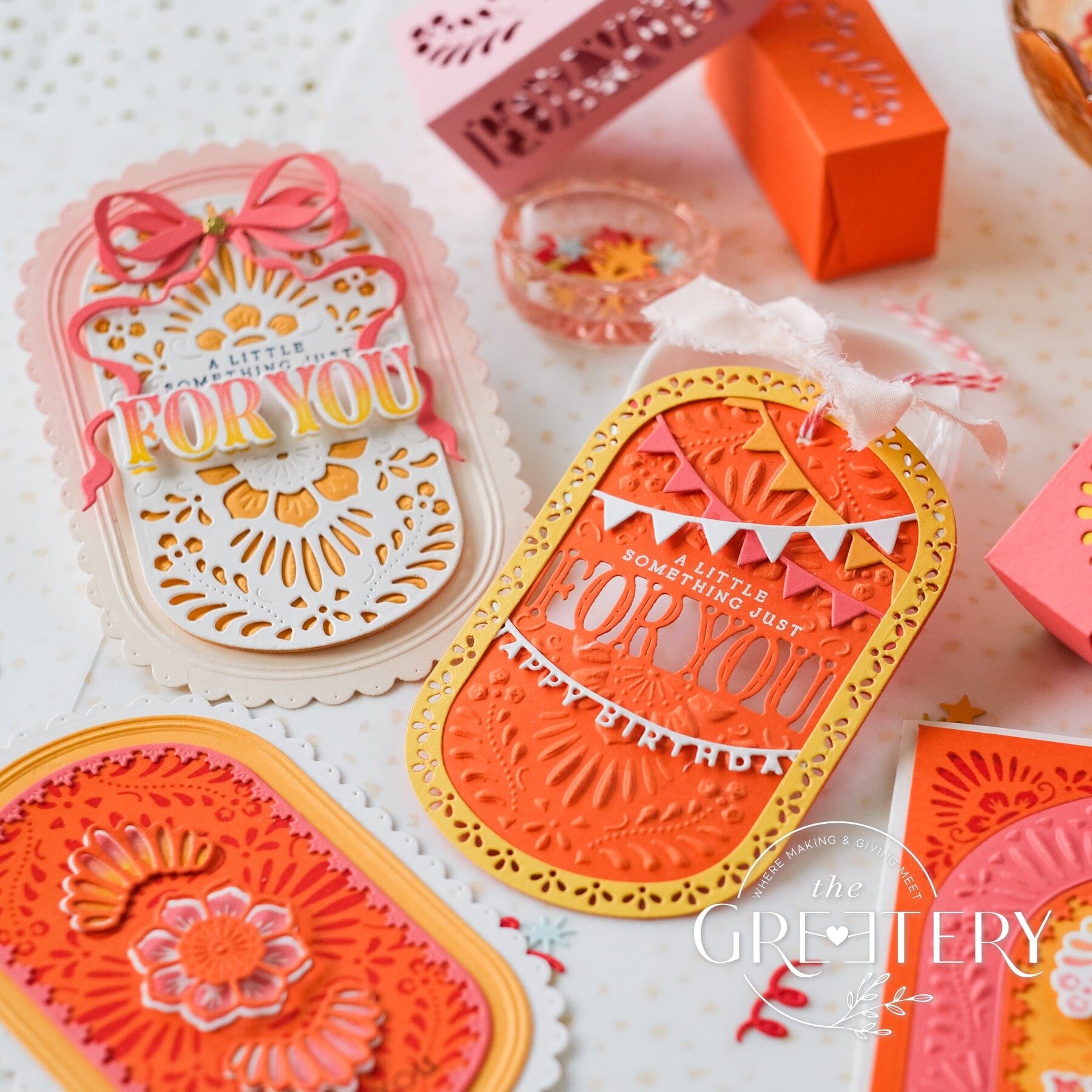 Pretty Picado Embossing Folder
