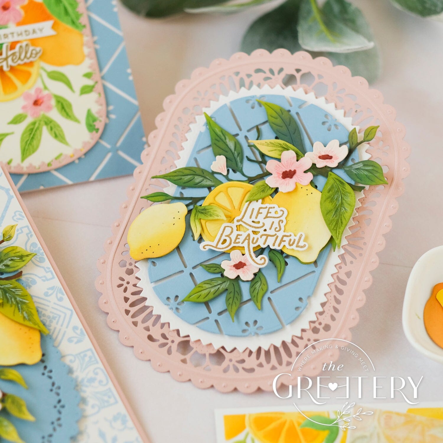 Cottage Tile Background Die