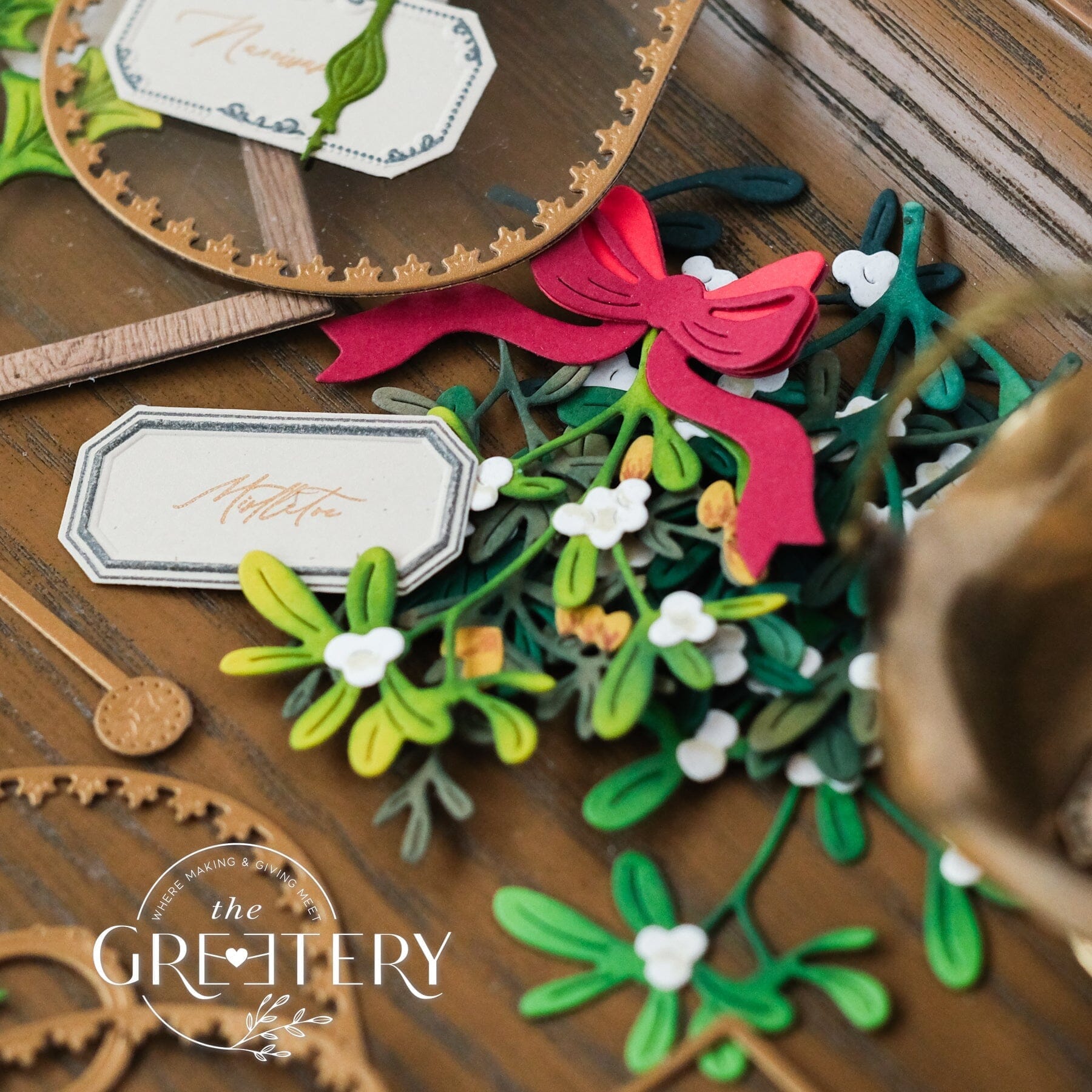 Bigger Holiday Botanicals: Mistletoe Die