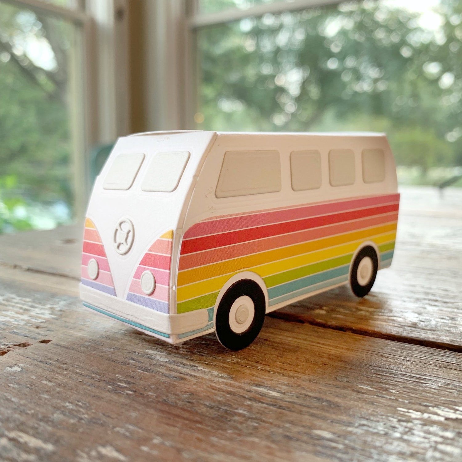 Happy Hippie Van Die