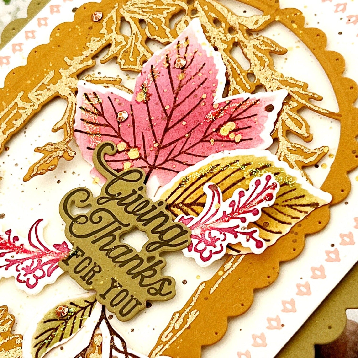 Capsule Cameos Autumn Sentiments Die