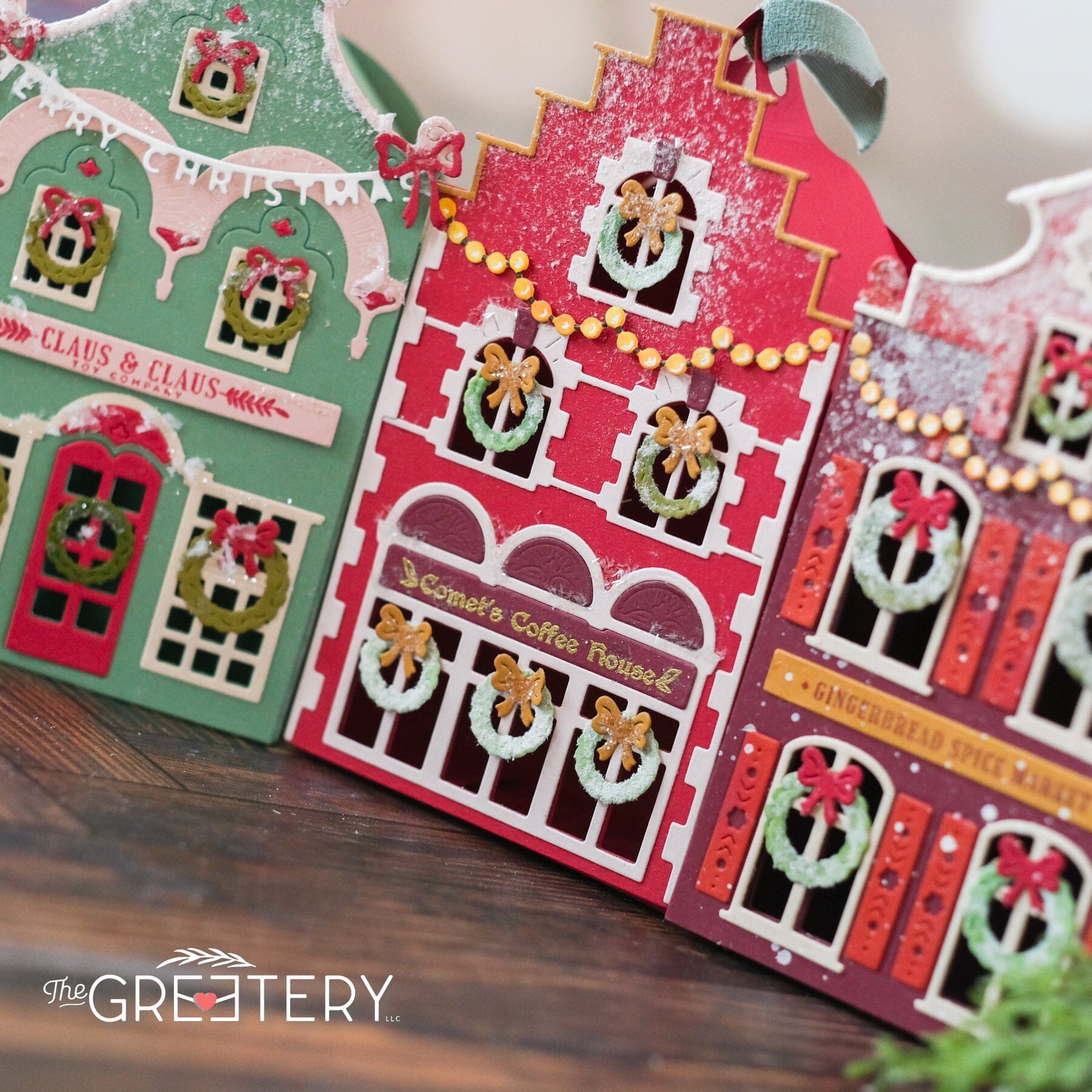 Market Place Holiday Festoons Die
