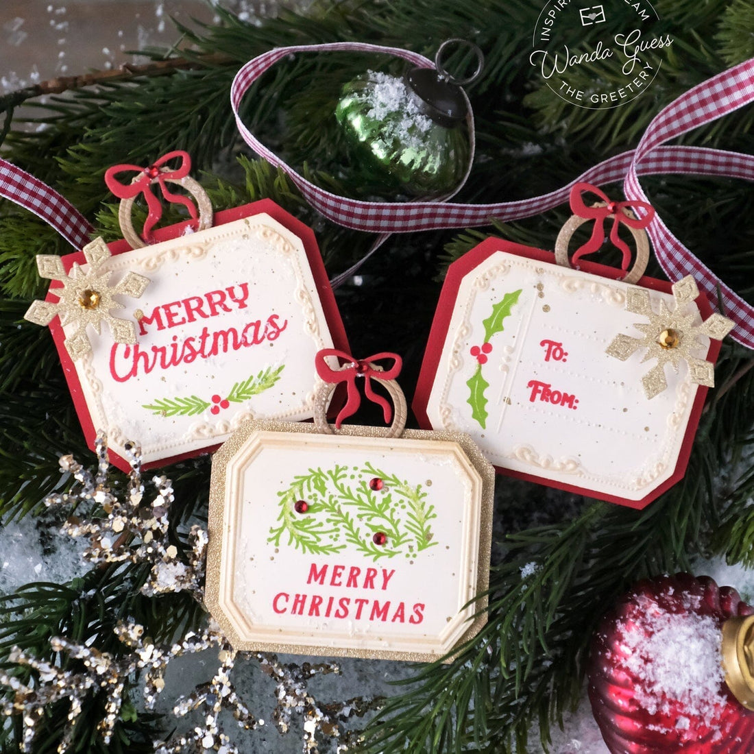 Large Linked Labels Embossing Folder