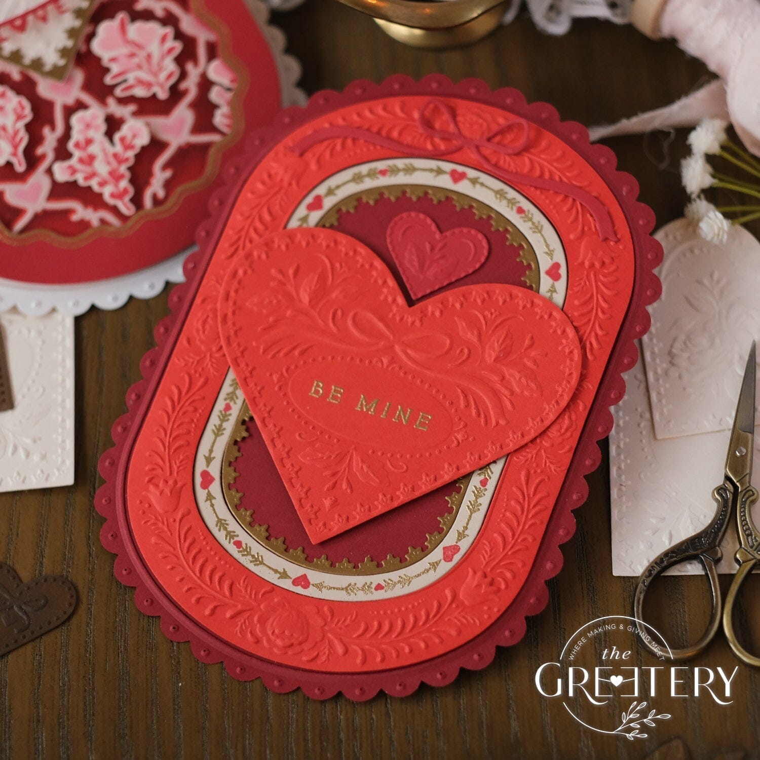 Capsule Fixed Borders Large Die