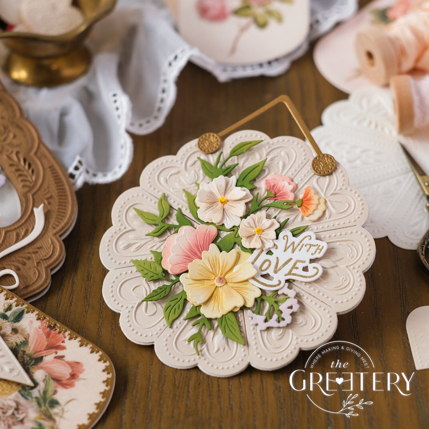 Shortbread Shapes: Scalloped Hearts Die