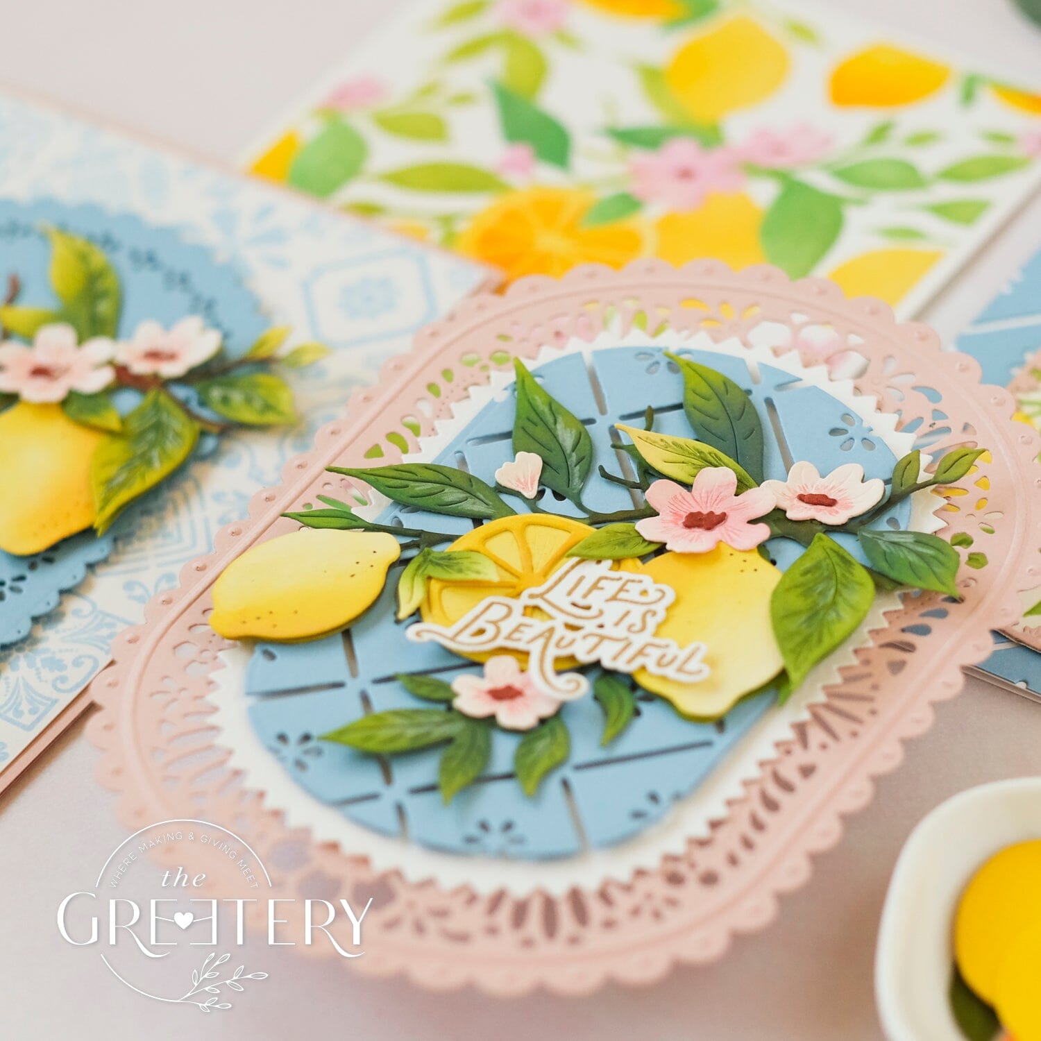 Cottage Tile Background Die